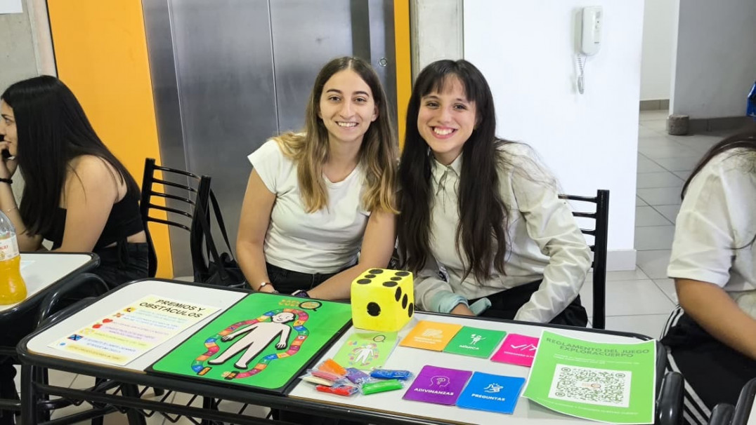 imagen Estudiantes de diferentes carreras de la Facultad de Educación expusieron juegos de mesa para el ámbito educativo
