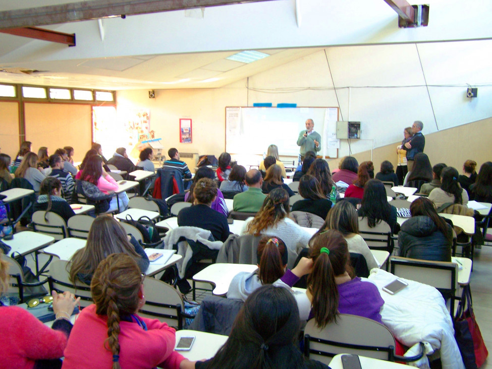 imagen Dictaron Taller sobre Derechos Humanos en la Facultad