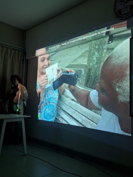 imagen El cine en la educación fue tema de reflexión de una conferencia