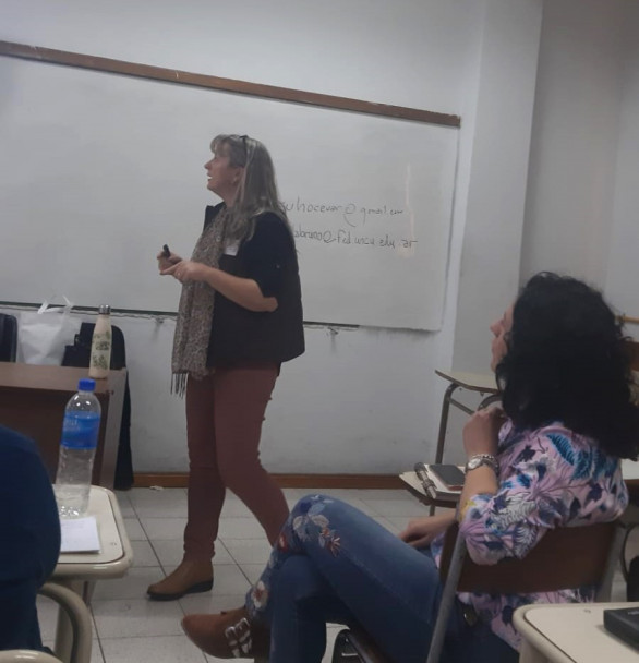 imagen Docentes de la Facultad presentaron resultados de investigaciones en Congreso de Lingüística