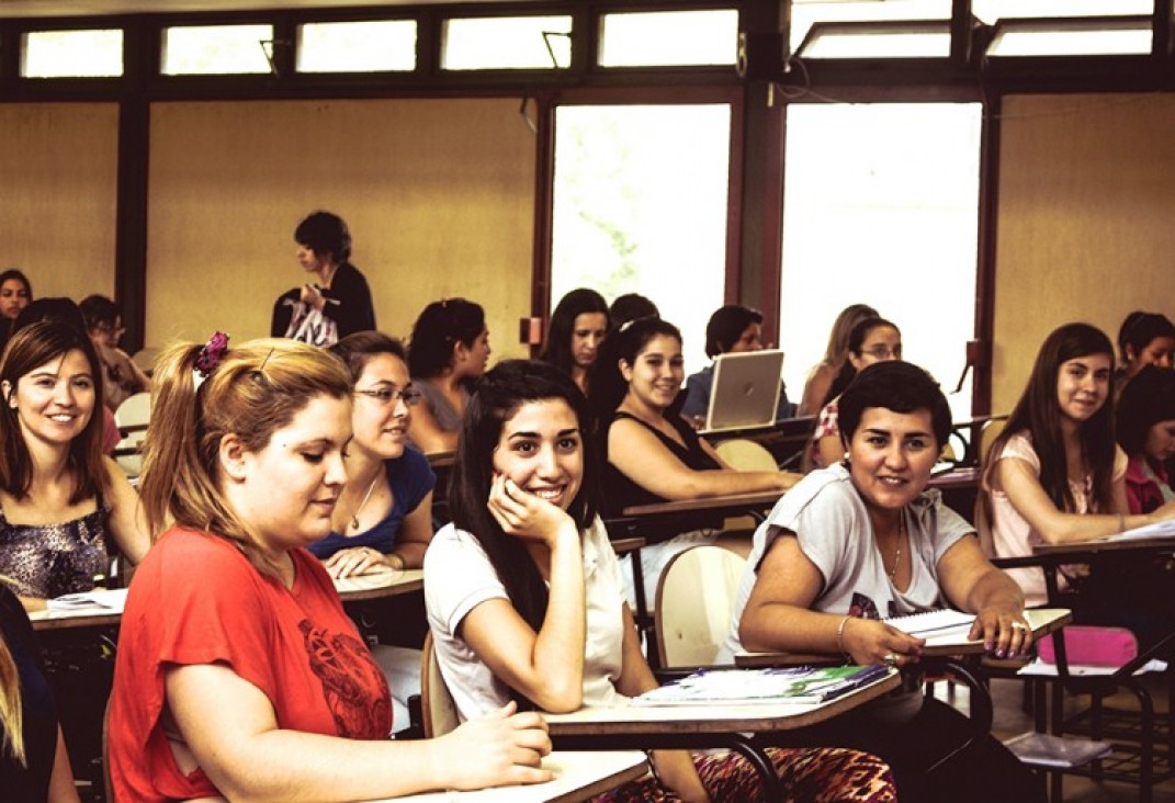 imagen Otorgarán Beca Pre-profesional a estudiante avanzado