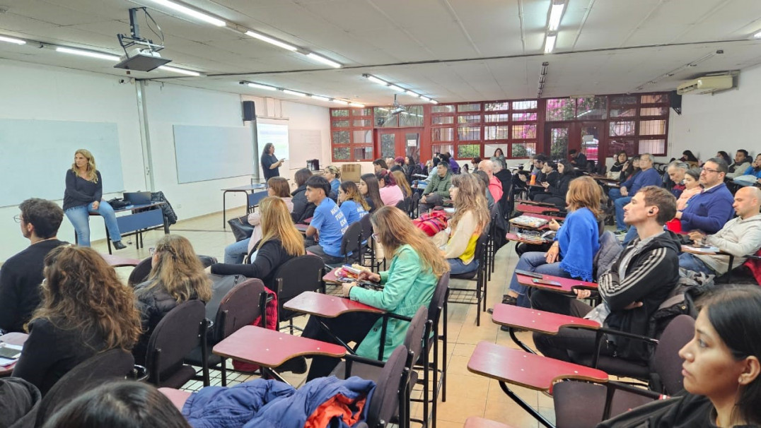 imagen Asamblea sobre presupuesto universitario reunió a la comunidad de la Facultad de Educación