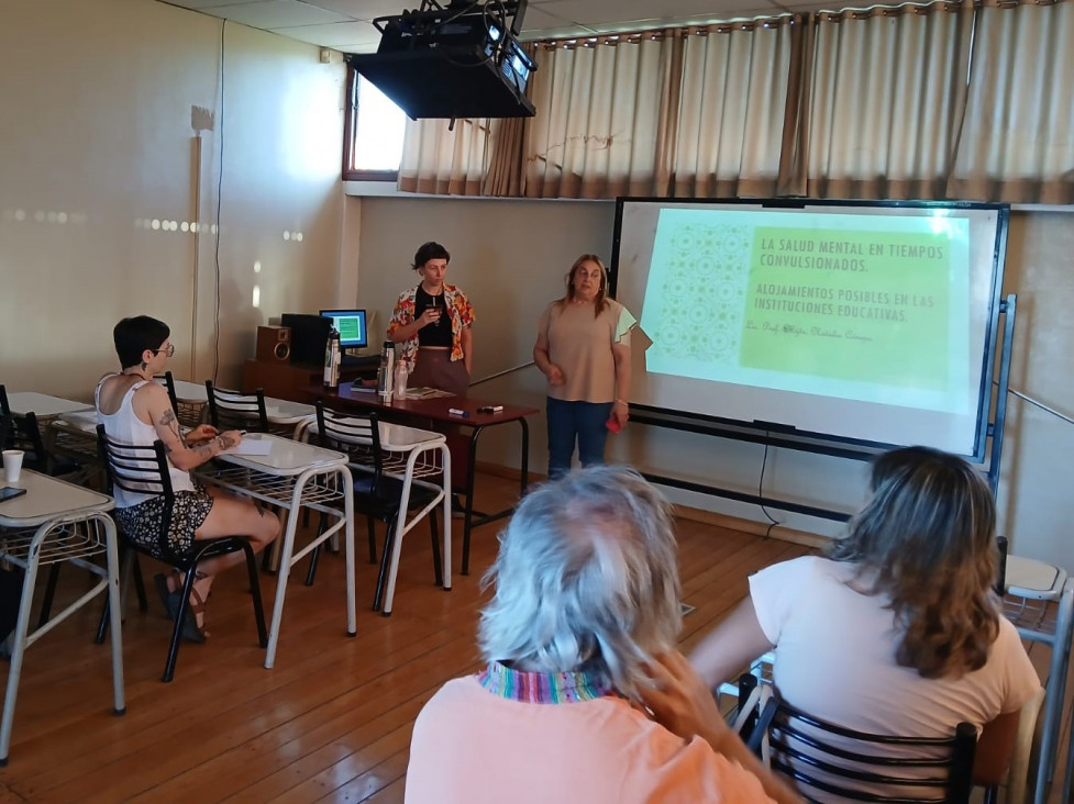 imagen Comenzó un curso sobre salud mental en las instituciones educativas