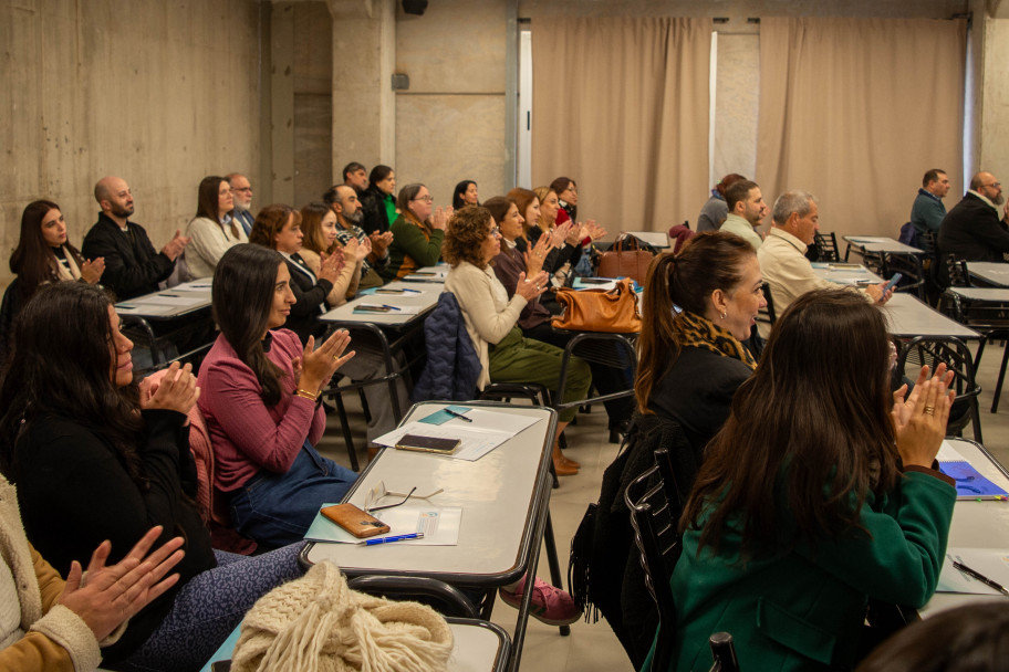 imagen La Facultad de Educación lidera el debate sobre innovación y educación a distancia