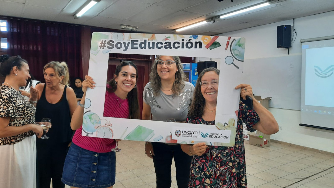 imagen La Facultad de Educación despidió el año en su tradicional brindis