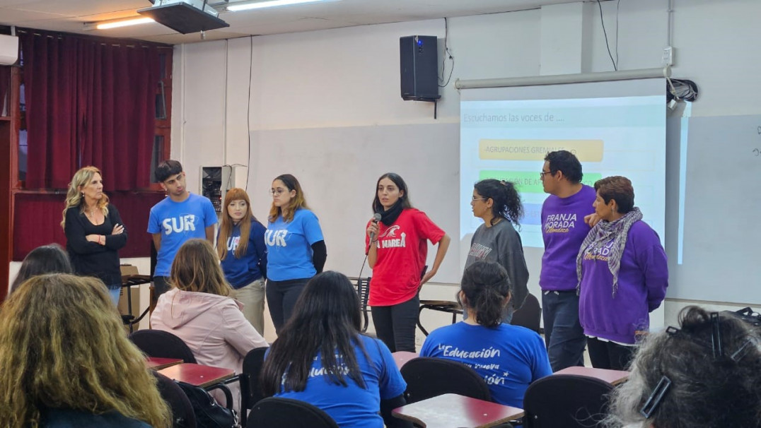 imagen Asamblea sobre presupuesto universitario reunió a la comunidad de la Facultad de Educación