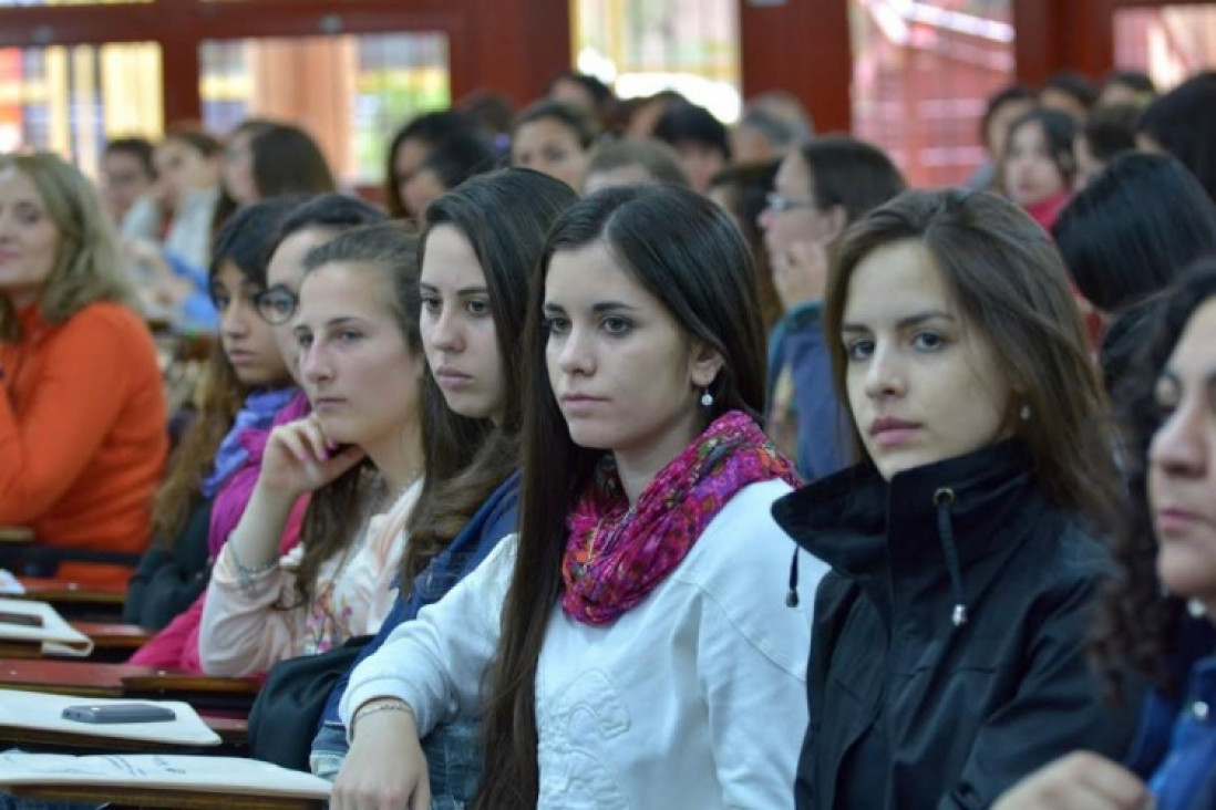 imagen Convocan a estudiantes para ser tutores del  "IX Congreso de Educación Científica"