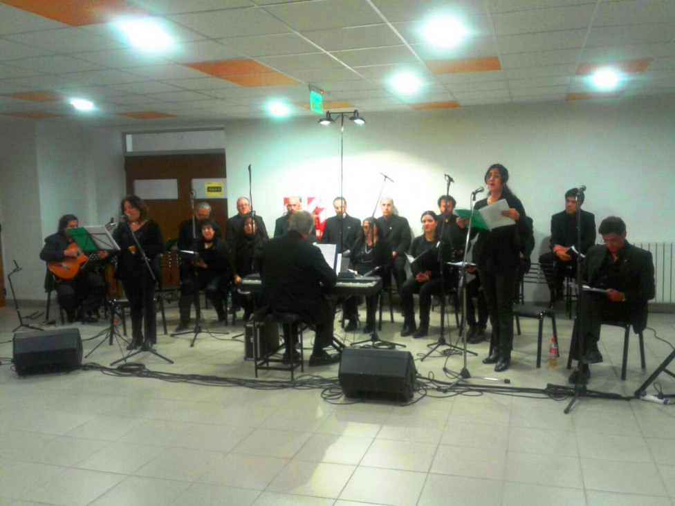 imagen El Coro de Cámara de la Universidad actuó en la Facultad en el marco del Día de la Diversidad Cultural 