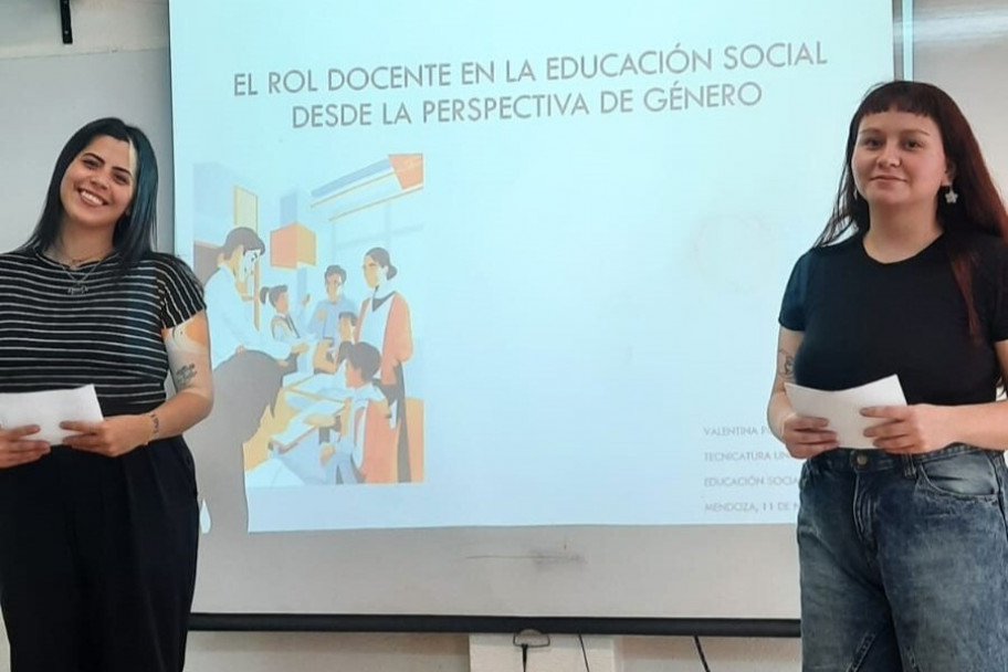 imagen Cuando la oralidad se convierte en conocimiento: estudiantes de "Lectura y Escritura en la Universidad" mostraron sus presentaciones académicas innovadoras
