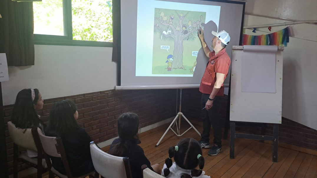 imagen Chanti ofreció un taller de historietas en la Escuela Carmen Vera Arenas