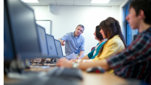 imagen Invitan a docentes a realizar clases espejos o proyectos COIL con universidades extranjeras