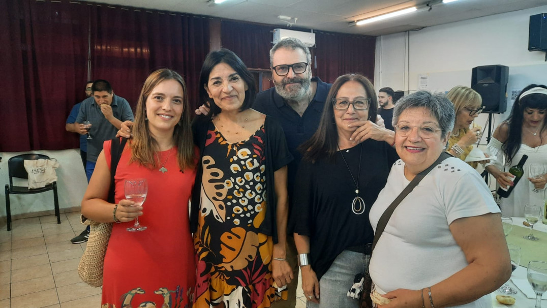 imagen La Facultad de Educación despidió el año con su tradicional brindis