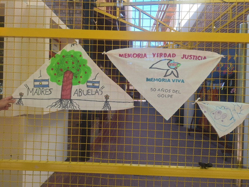 imagen Pañuelos por la Memoria, Verdad y Justicia