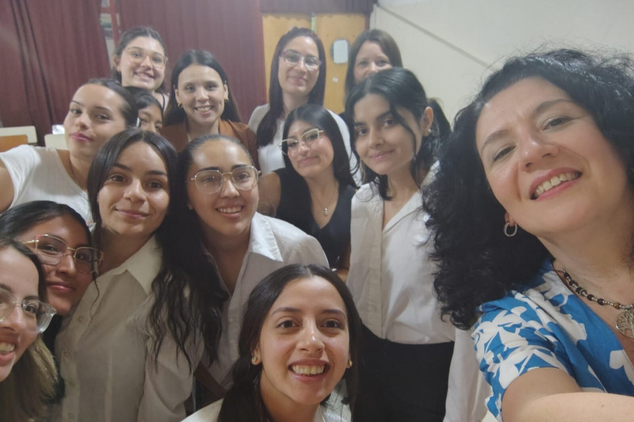 imagen Cuando la oralidad se convierte en conocimiento: estudiantes de "Lectura y Escritura en la Universidad" mostraron sus presentaciones académicas innovadoras