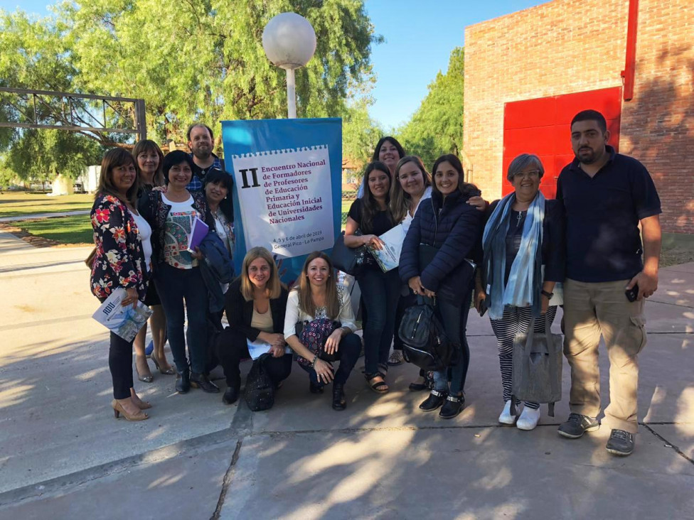 imagen Delegación de la Facultad participó de un Encuentro Nacional sobre formadores de Primaria e Inicial