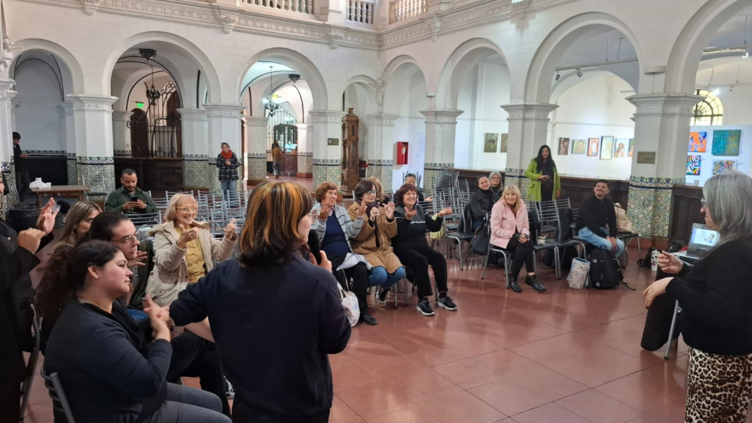 imagen Realizaron una jornada de sensibilización sobre la comunidad sorda