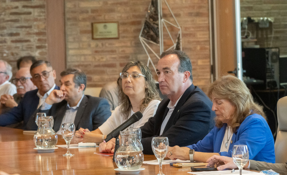 imagen La UNCuyo conmemora la democracia y los derechos humanos