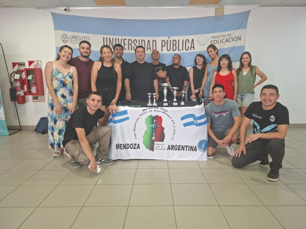 imagen Campeonato: la Facultad definió sus mejores jugadores de metegol