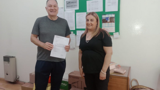 imagen Entregaron donaciones de alimentos no perecederos