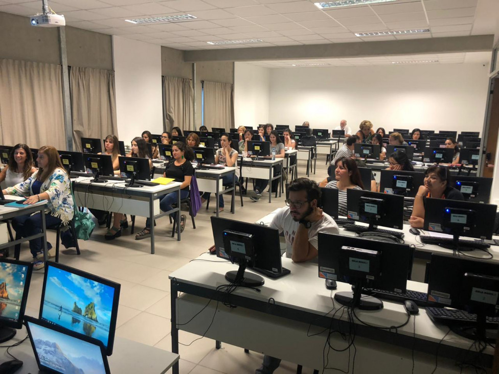 imagen Formaron a docentes en ambientes virtuales de aprendizaje