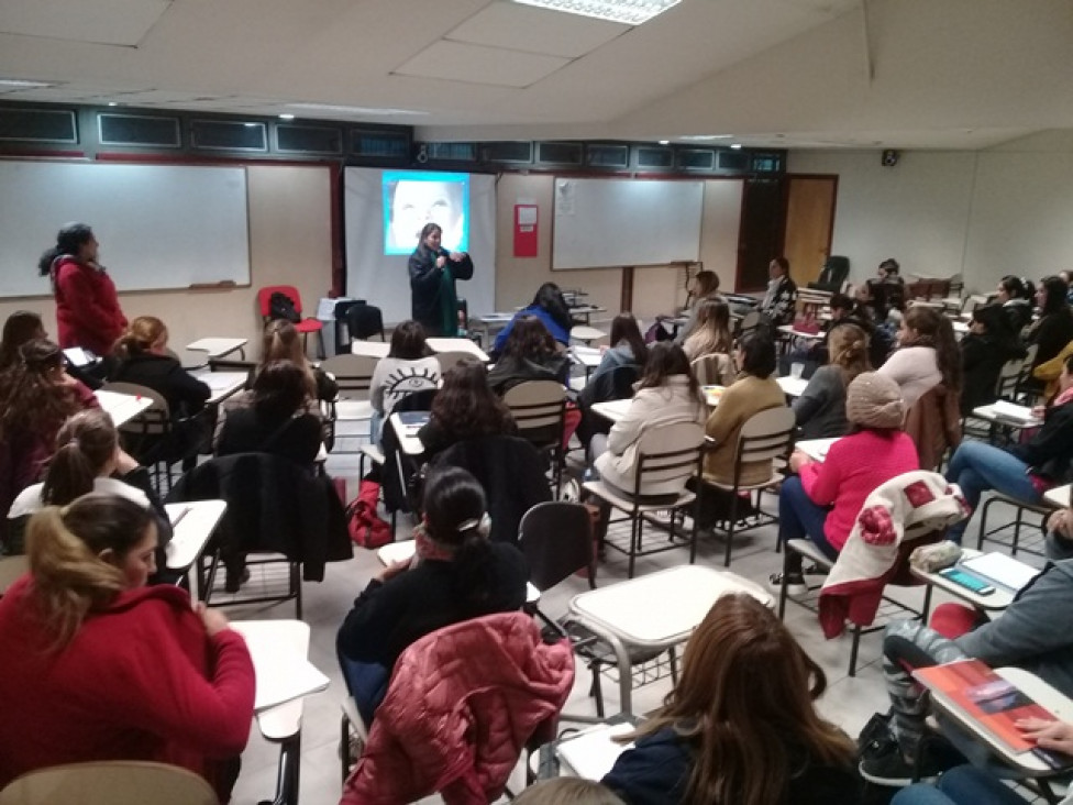 imagen Comenzó el Taller de Cuidados Infantiles en la Facultad