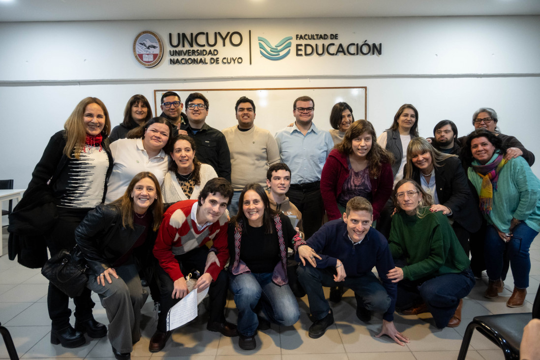imagen Diez jóvenes con discapacidad intelectual completaron una formación universitaria inédita