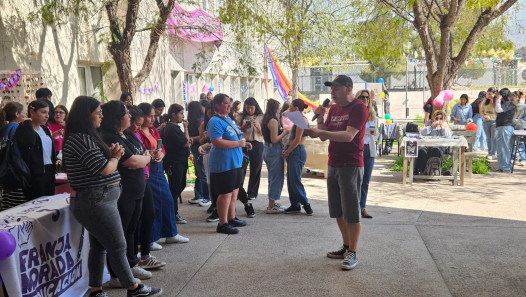 imagen Estudiantes celebraron su día con música, juegos y sorteos