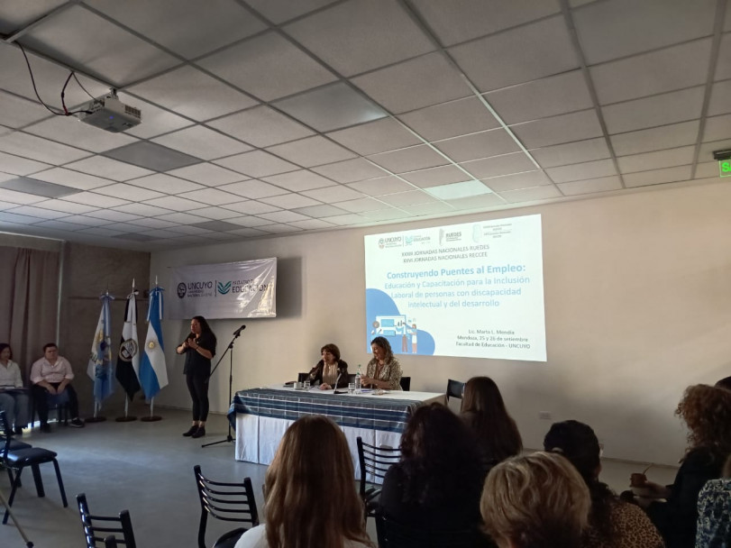 imagen Más de 250 personas participaron del encuentro de Educación Especial
