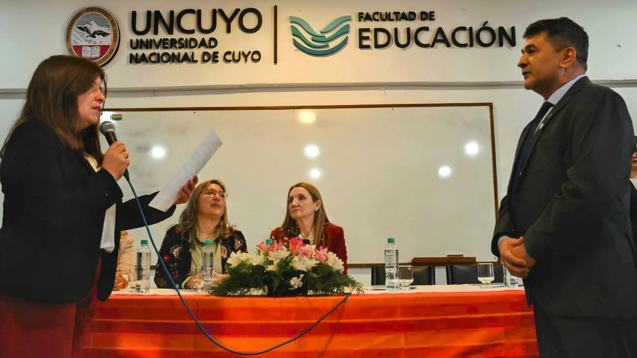 imagen Asumieron las nuevas autoridades de la Facultad de Educación de la UNCuyo