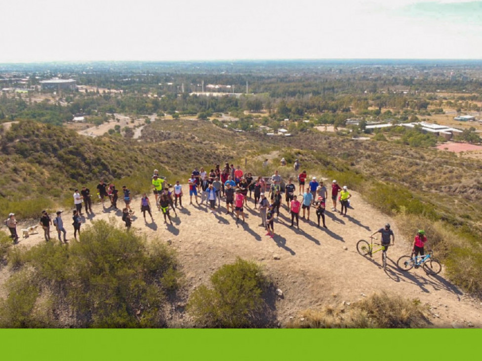 imagen Invitan a una caminata al Parque Deportivo de Montaña