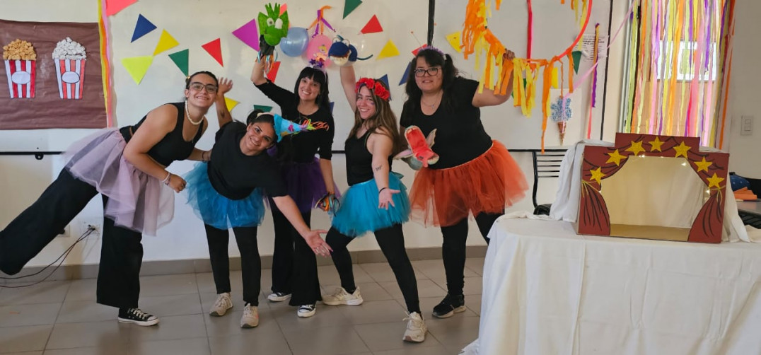 imagen Estudiantes presentaron trabajos finales de Lenguaje Corporal y Teatral