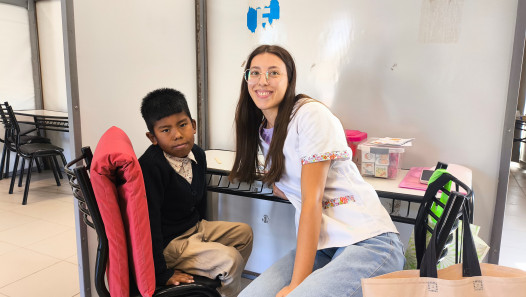 imagen Un niño rehabilitó funciones del habla y retraso fonológico gracias a un servicio gratuito de la Facultad de Educación