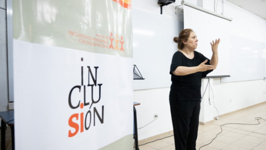imagen Estudiantes de la tecnicatura en Lengua de Señas podrán postular a becas de prestación de servicios en el ITU