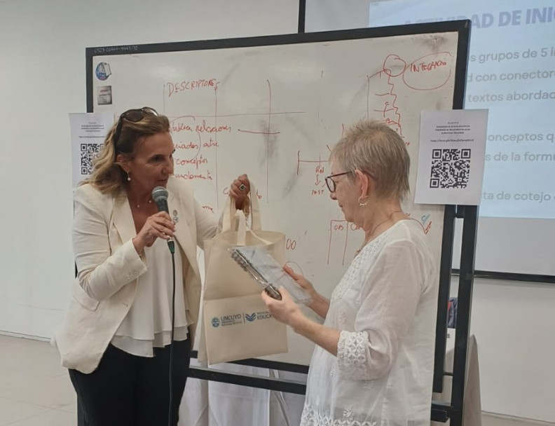 imagen Rebeca Anijovich dictó una capacitación sobre evaluación formativa