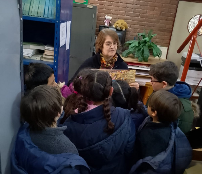 imagen Estudiantes de la ECVA visitaron la Biblioteca de la Facultad