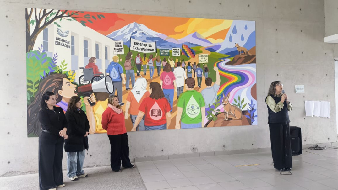 imagen Cuando el arte se vuelve comunidad: quedó inaugurado el mural "Educación en Perspectiva de Derechos"
