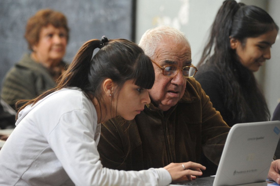 imagen Recordamos el Día de la Educación de Adultos