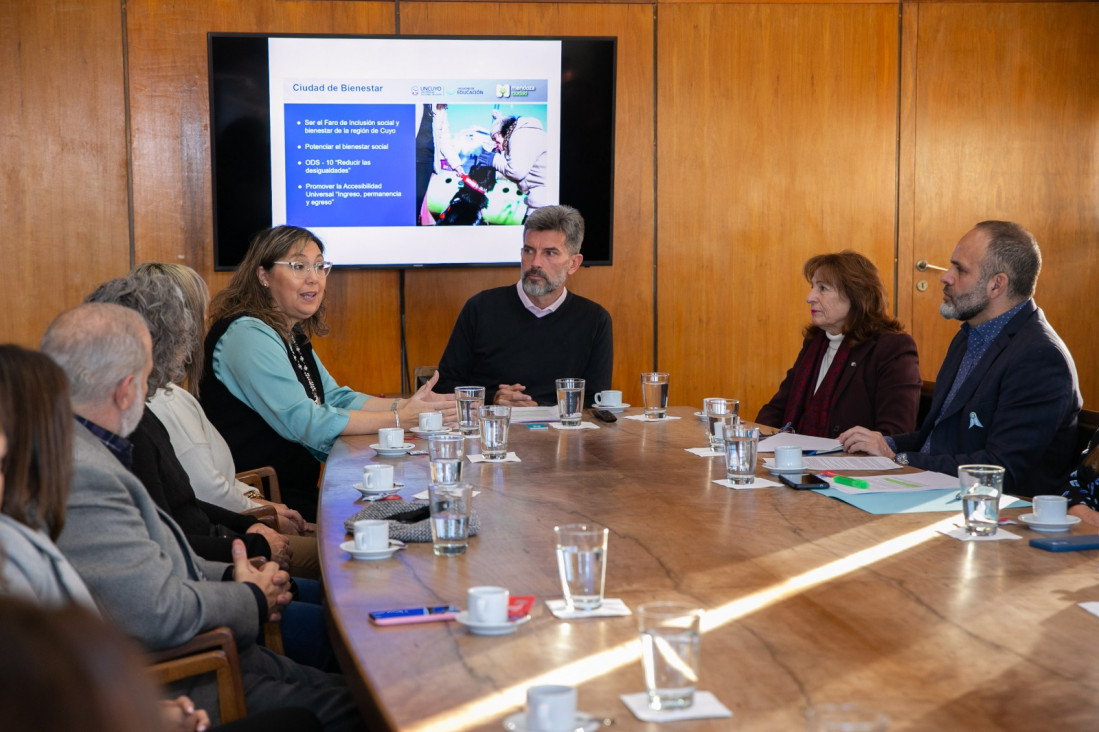 imagen Autoridades participaron de la presentación de programa de buenas prácticas para la inclusión efectiva de personas con discapacidad