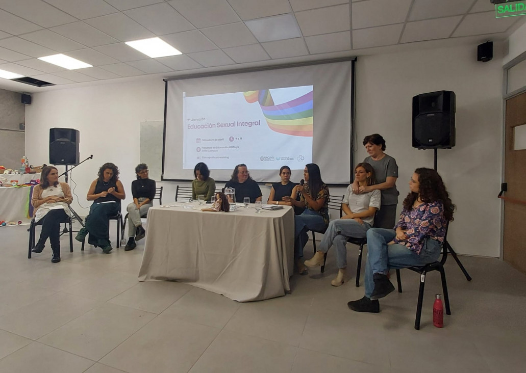 imagen La Facultad de Educación impulsa la implementación de la ESI mediante el intercambio de experiencias