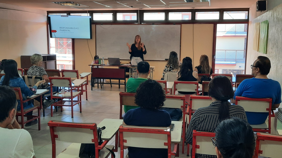 imagen Abordaron la responsabilidad parental en un taller