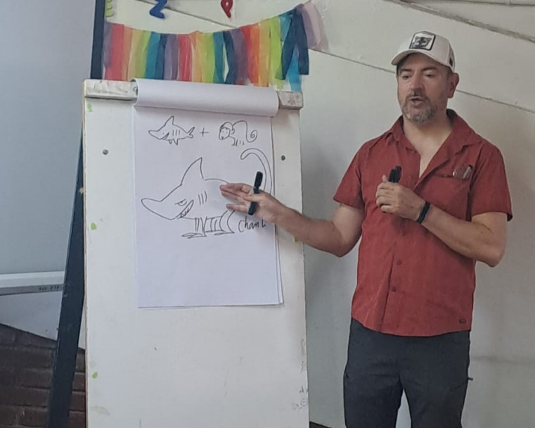 imagen Chanti ofreció un taller de historietas en la Escuela Carmen Vera Arenas