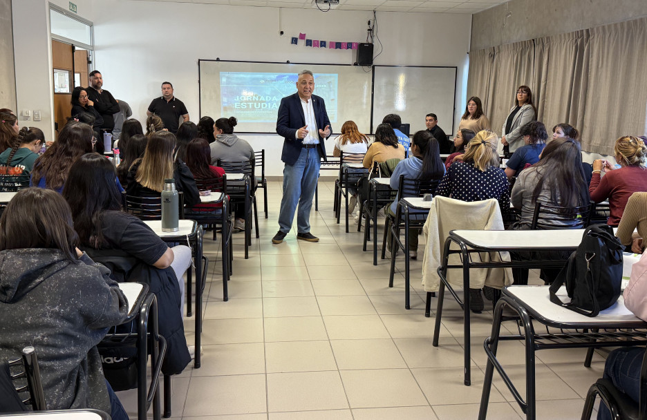 imagen Estudiantes de la Facultad participaron en jornadas académicas