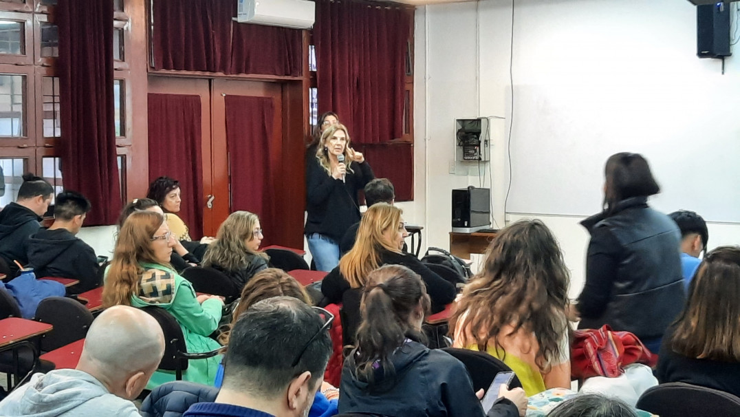 imagen Asamblea sobre presupuesto universitario reunió a la comunidad de la Facultad de Educación