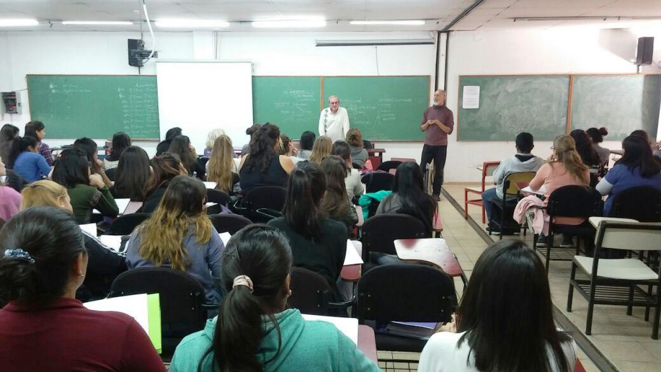 imagen Se realizó Taller sobre Derechos Humanos en la Facultad