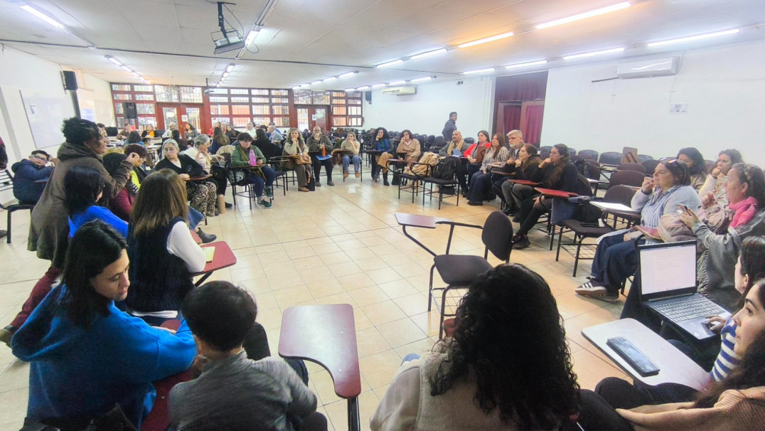 imagen Docentes planificaron el segundo cuatrimestre académico