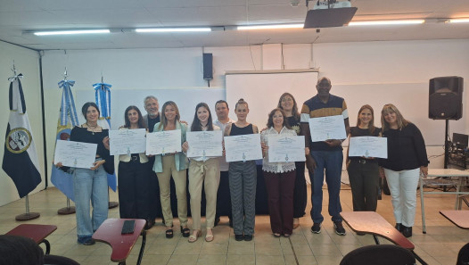 imagen Ocho nuevos egresados juraron en la Facultad de Educación