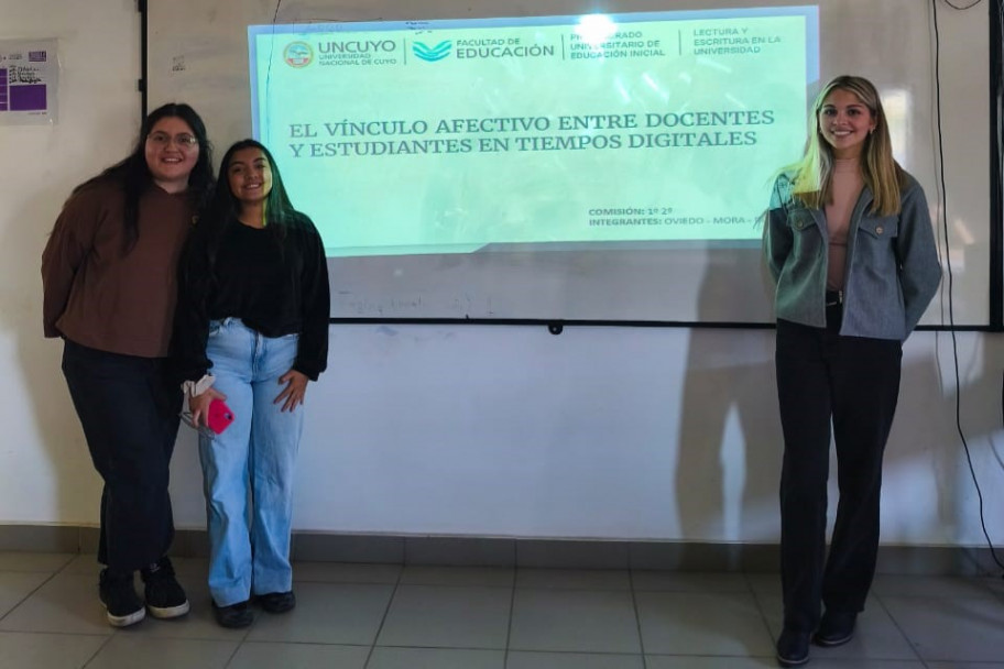 imagen Cuando la oralidad se convierte en conocimiento: estudiantes de "Lectura y Escritura en la Universidad" mostraron sus presentaciones académicas innovadoras
