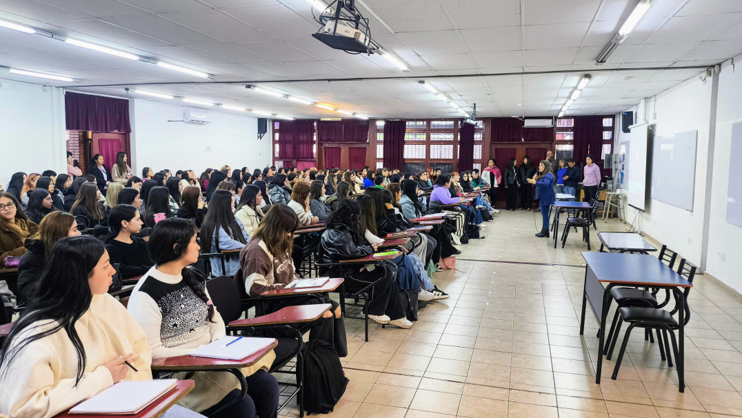 imagen Comenzó el curso de ingreso para estudiar en la Facultad de Educación