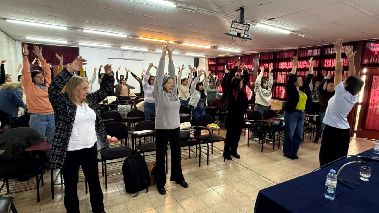 imagen Más de 70 docentes se capacitan en juego, educación y bienestar humano