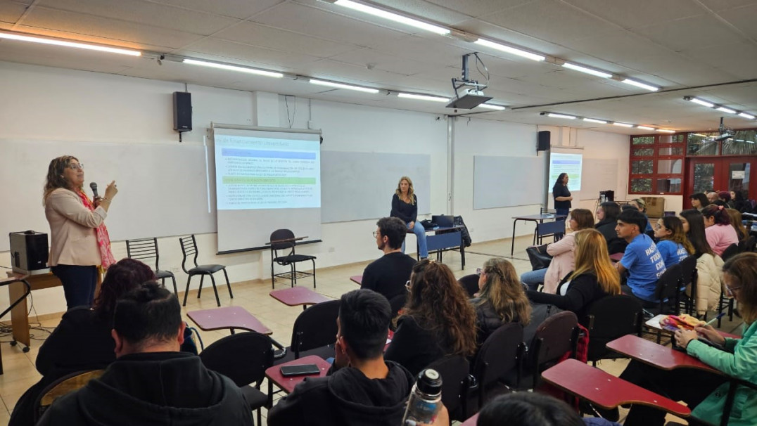 imagen Asamblea sobre presupuesto universitario reunió a la comunidad de la Facultad de Educación